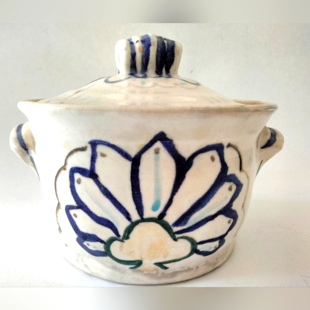 Vintage ceramic pot with lid